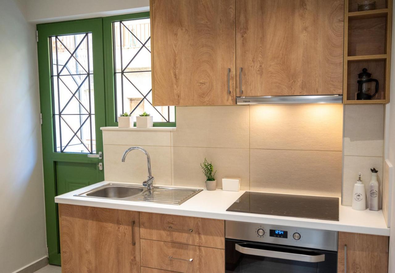 Loutraki House Apartment Bagian luar foto